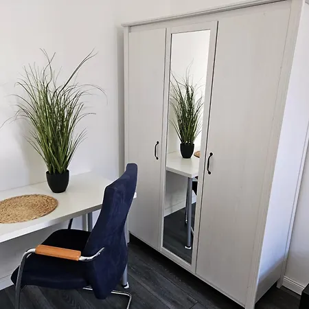 Stylish Riverside بيت شباب بودابست