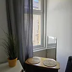 Stylish Riverside بيت شباب بودابست