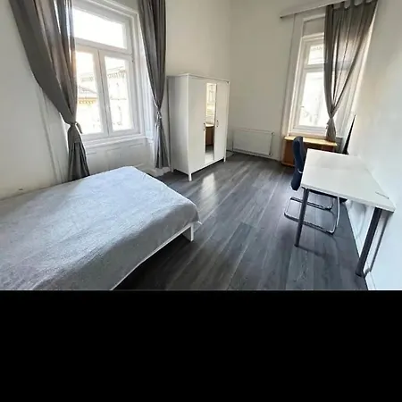 Stylish Riverside Budapeşte